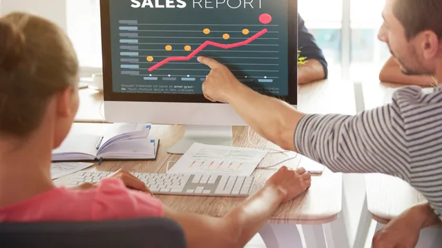 ERP ile Satış, Stok ve Finansal Veriler Tek Ekrandan Nasıl Takip Edilir? — kapak görseli